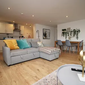 Flat 1 Batheaston By Mia Living Stylish 1 Bedroom With Free Parking Apartment